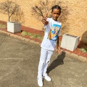 Meet your Posher, Troy